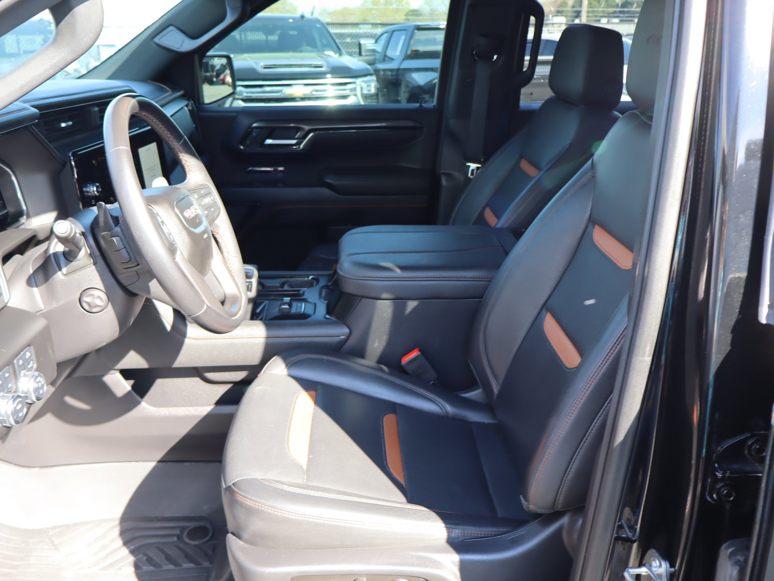 Used 2023 GMC Sierra 1500 AT4 w/ AT4 Premium Package AWD/4WD image 20