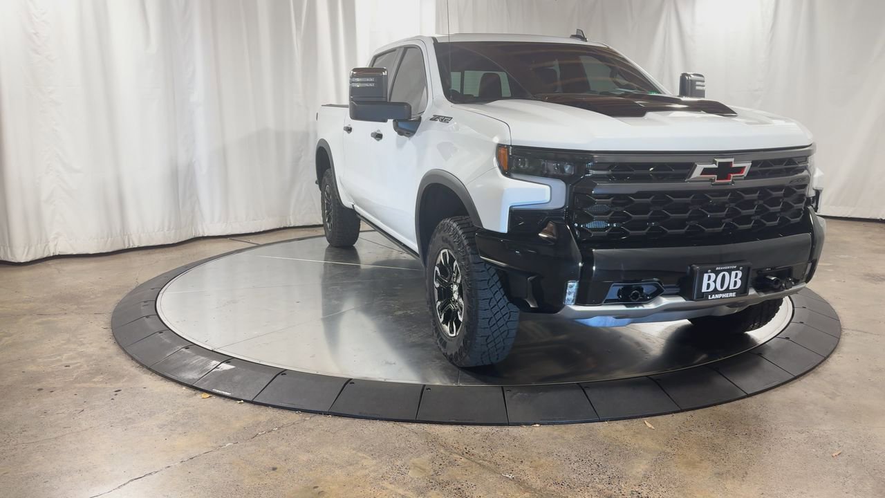 Used 2024 Chevrolet Silverado 1500 ZR2 w/ Technology Package image 8