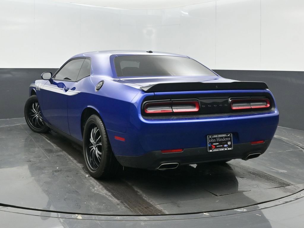Certified 2022 Dodge Challenger SXT w/ Driver Convenience Group image 6