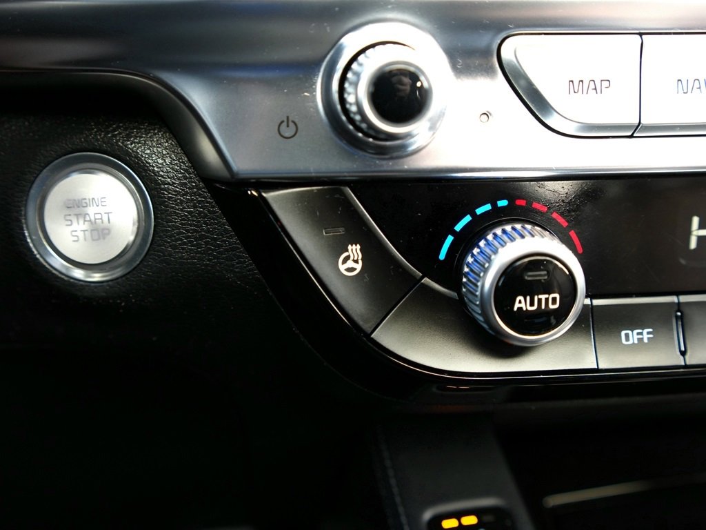 Used 2020 Kia Telluride SX w/ SX Prestige Package image 14