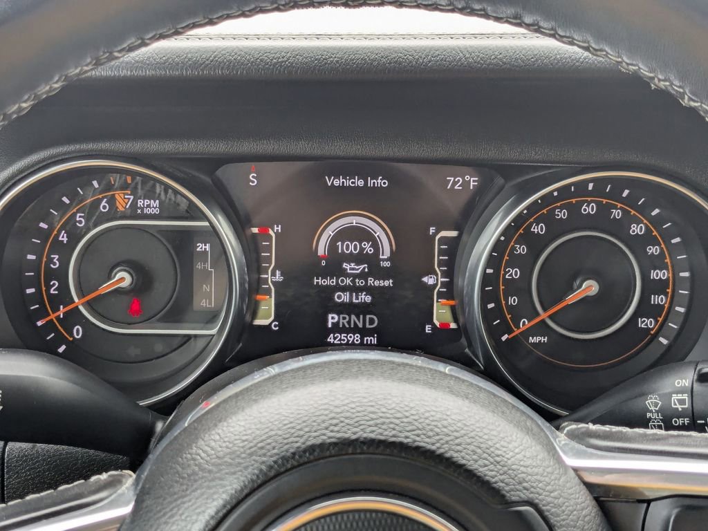 Used 2021 Jeep Wrangler Unlimited Sahara w/ Uconnect 4C Nav & Sound Group image 15