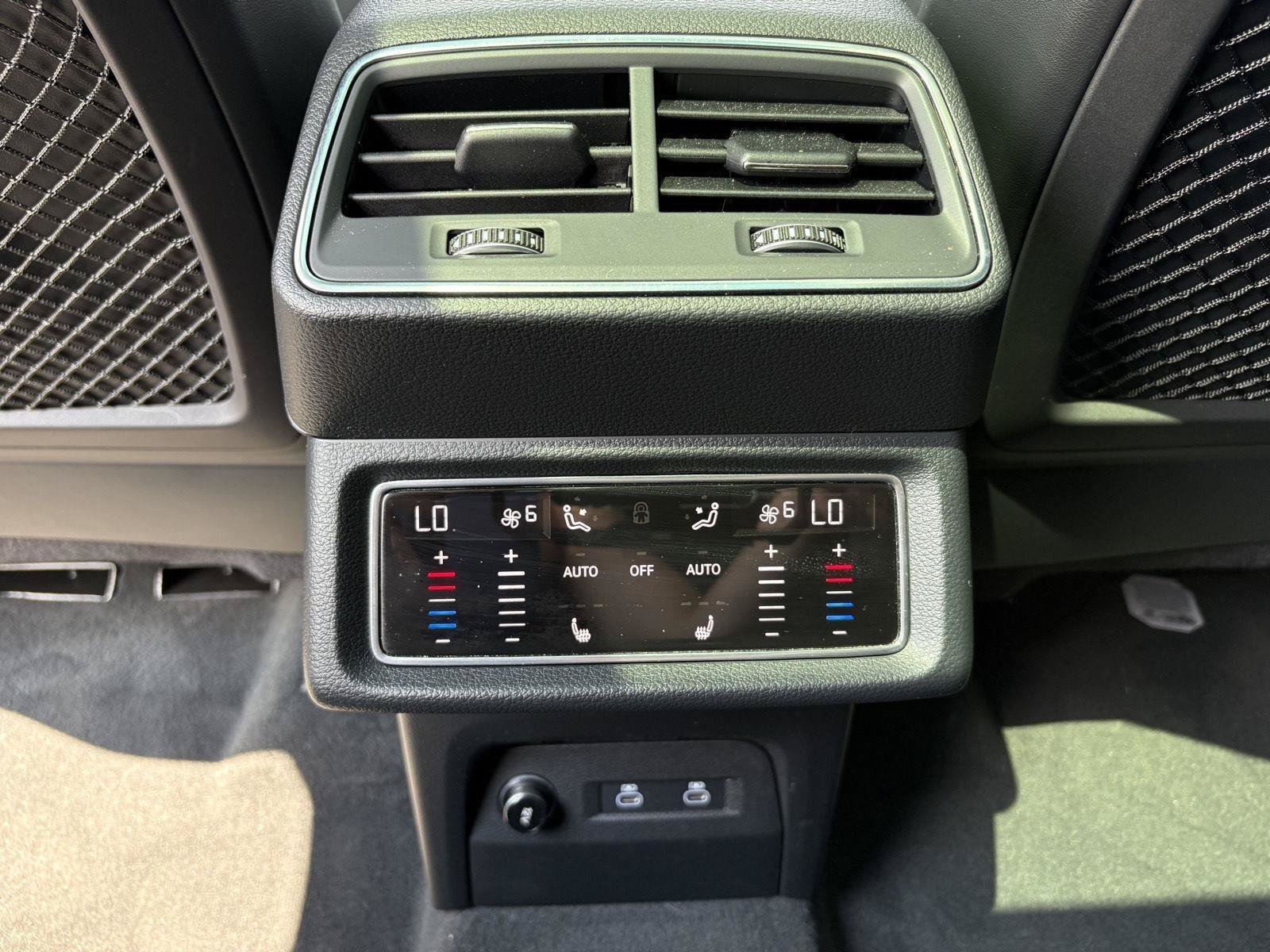Used 2023 Audi e-tron S Prestige w/ Prestige Package AWD/4WD image 23