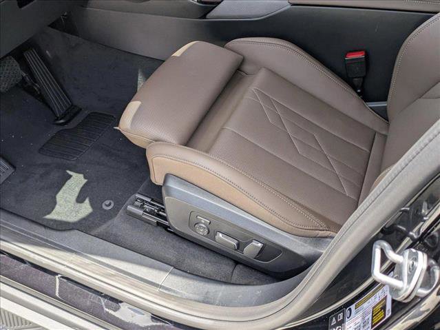 Used 2025 BMW X3 xDrive30i w/ Premium Package image 4