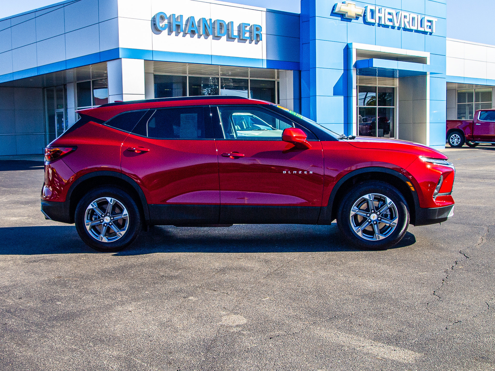 Used 2024 Chevrolet Blazer LT w/ Convenience Package FWD image 8