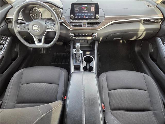 Used 2023 Nissan Altima 2.5 SV image 16