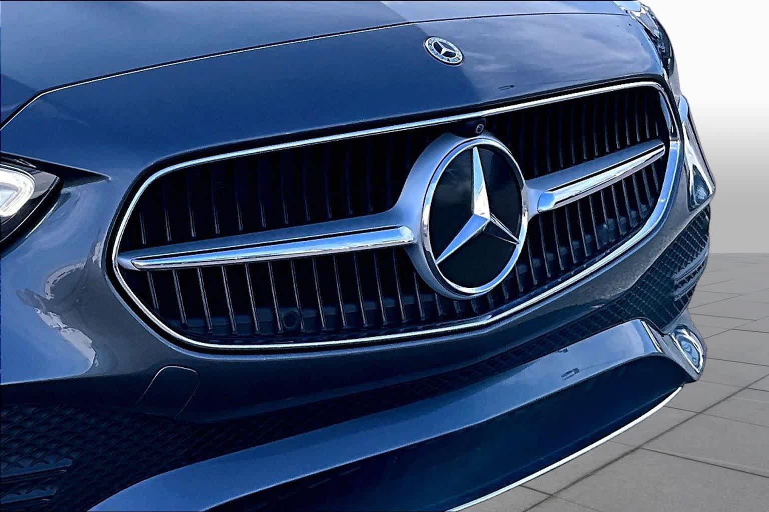 Used 2023 Mercedes-Benz C 300 4MATIC Sedan image 29