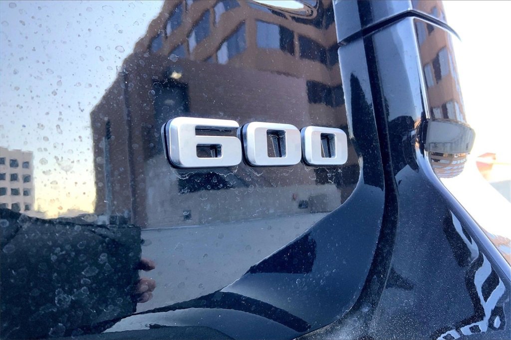 New 2026 Cadillac Escalade Luxury image 16