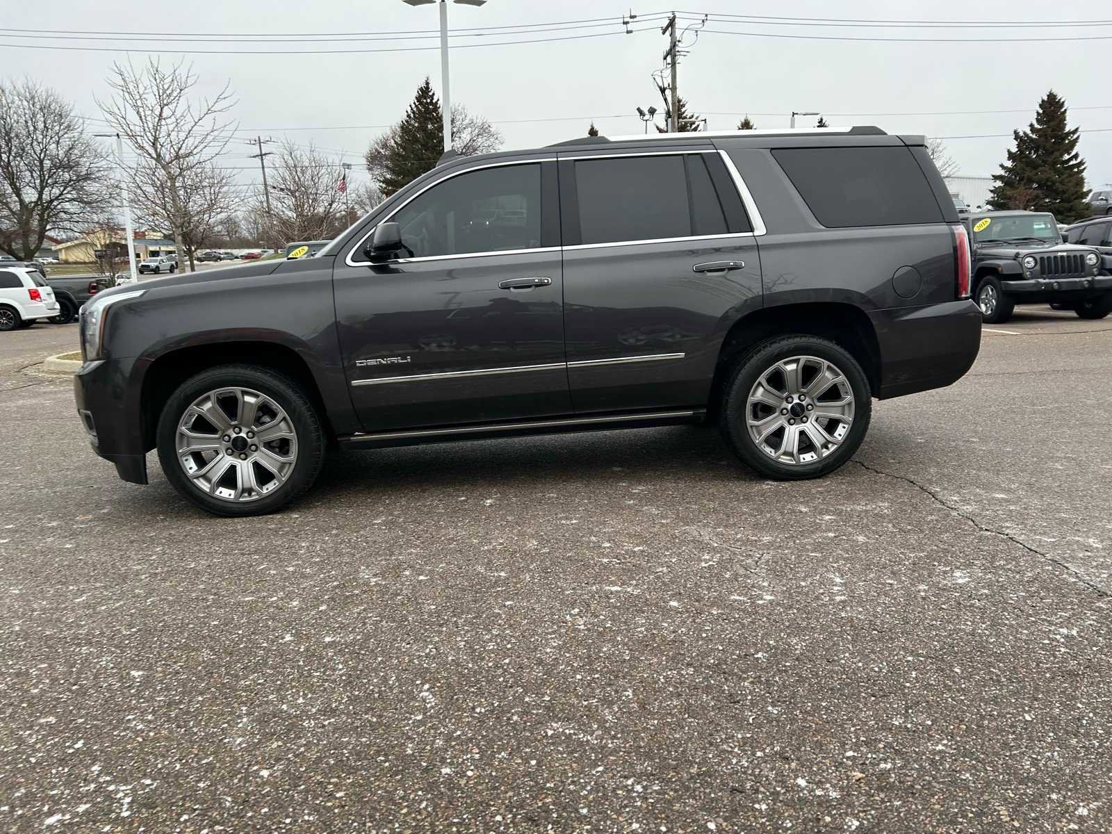 Used 2018 GMC Yukon Denali w/ Open Road Package image 28