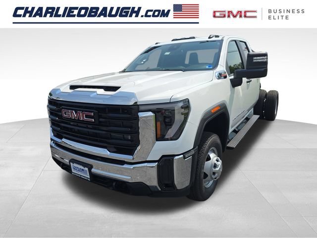 New 2026 GMC Sierra 3500 Pro w/ Convenience Package