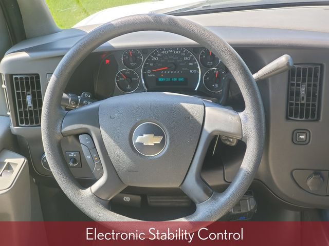 Used 2008 Chevrolet Express 3500 Passenger w/ LT Preferred Equipment Group RWD image 24