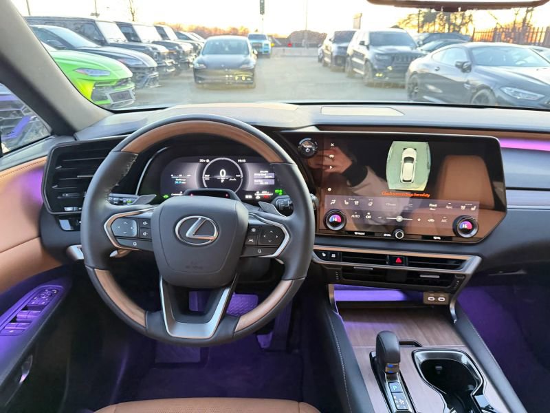 Used 2025 Lexus RX 350 w/ Convenience Package AWD/4WD image 18