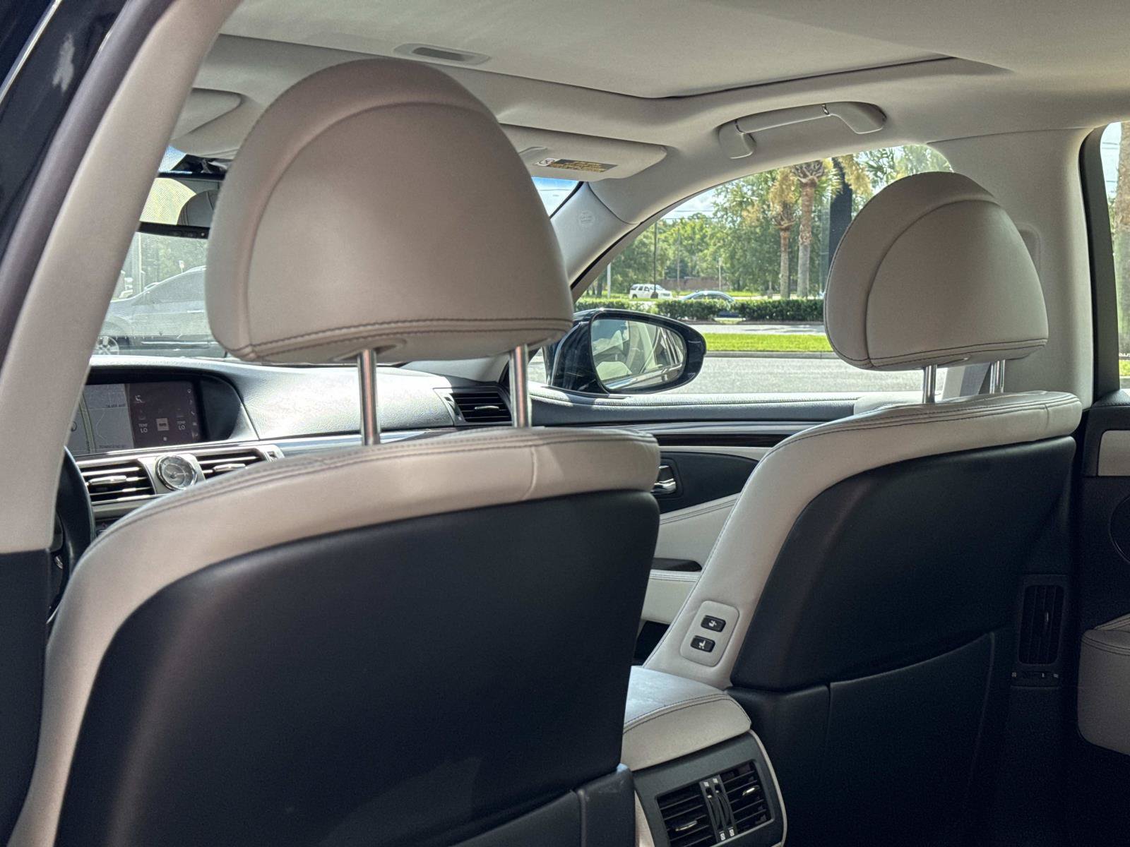 Used 2016 Lexus LS 460 AWD w/ Comfort Package image 20