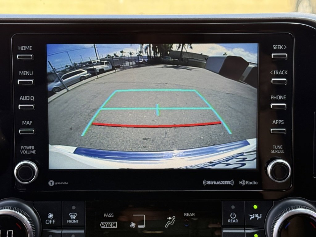 Certified 2022 Toyota Highlander LE image 28