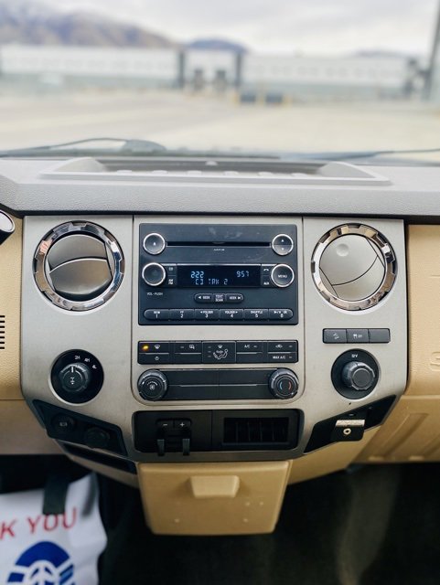 Used 2015 Ford F250 XLT w/ XLT Premium Package image 14