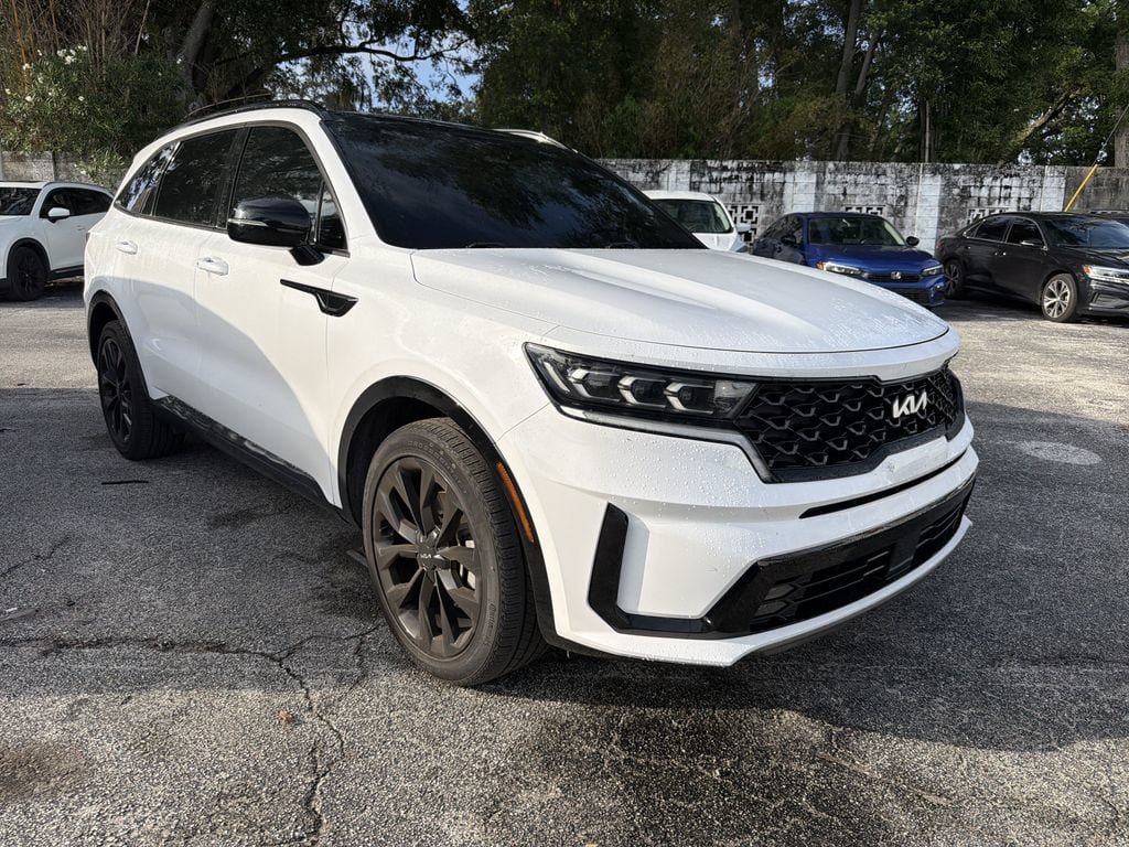 Certified 2022 Kia Sorento SX