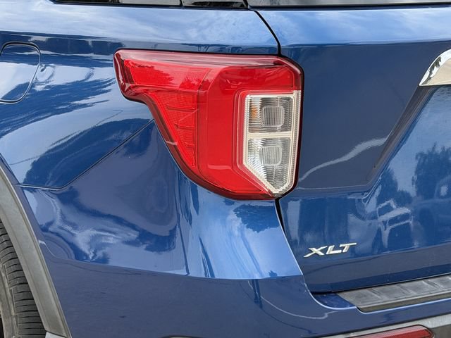 Used 2020 Ford Explorer XLT w/ Equipment Group 202A RWD image 7