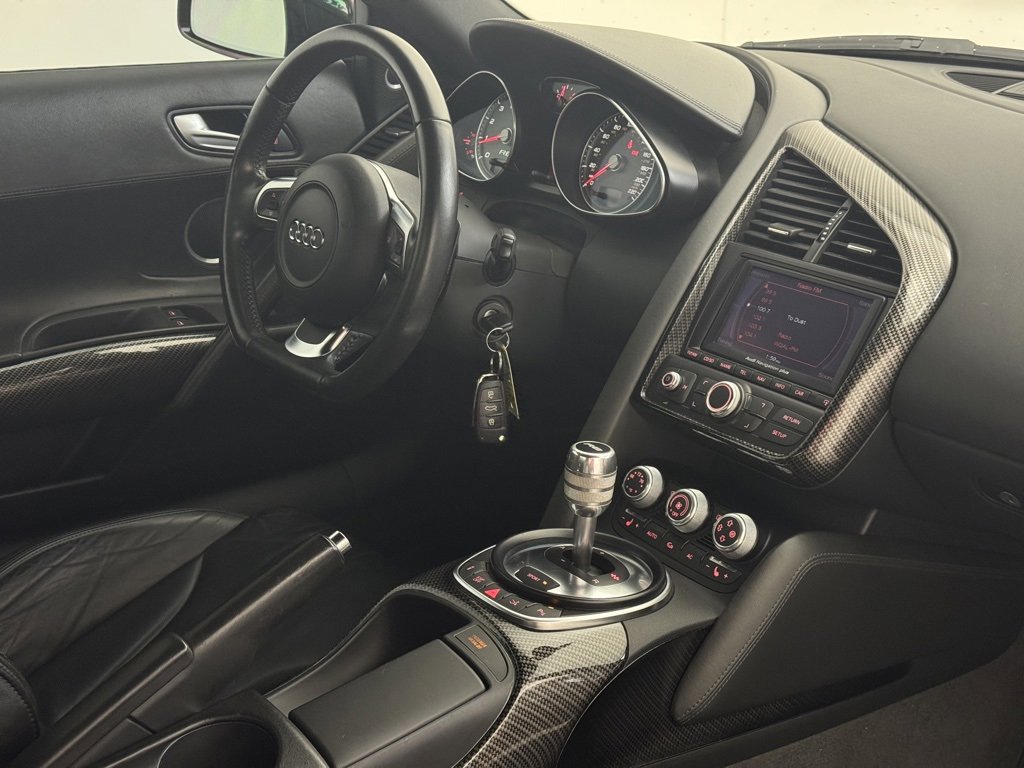 Used 2008 Audi R8 V8 image 26