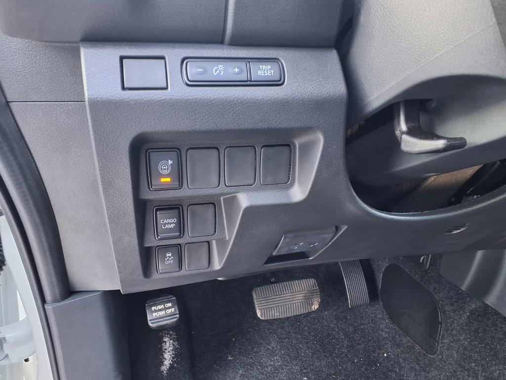 New 2026 Nissan Frontier SV w/ Tow Package AWD/4WD image 16