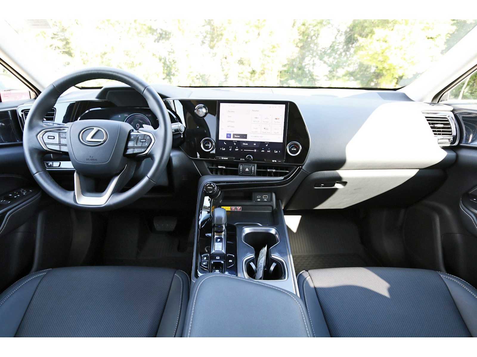 Used 2025 Lexus NX 350 AWD image 7