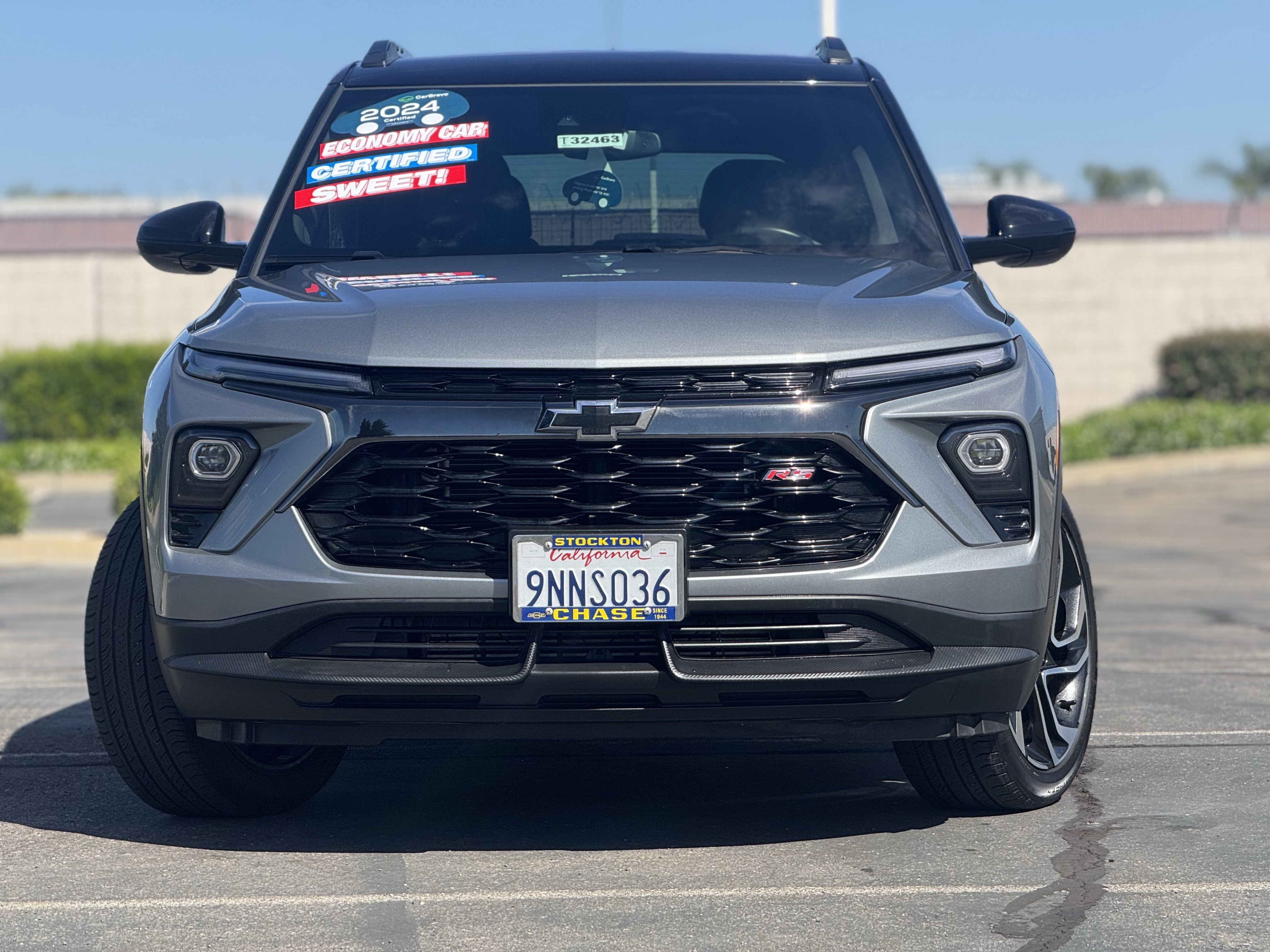 Used 2024 Chevrolet TrailBlazer RS w/ Driver Confidence Package FWD image 2