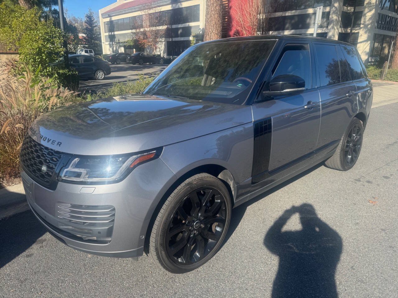 Used 2021 Land Rover Range Rover P525 Westminster Edition AWD/4WD image 1