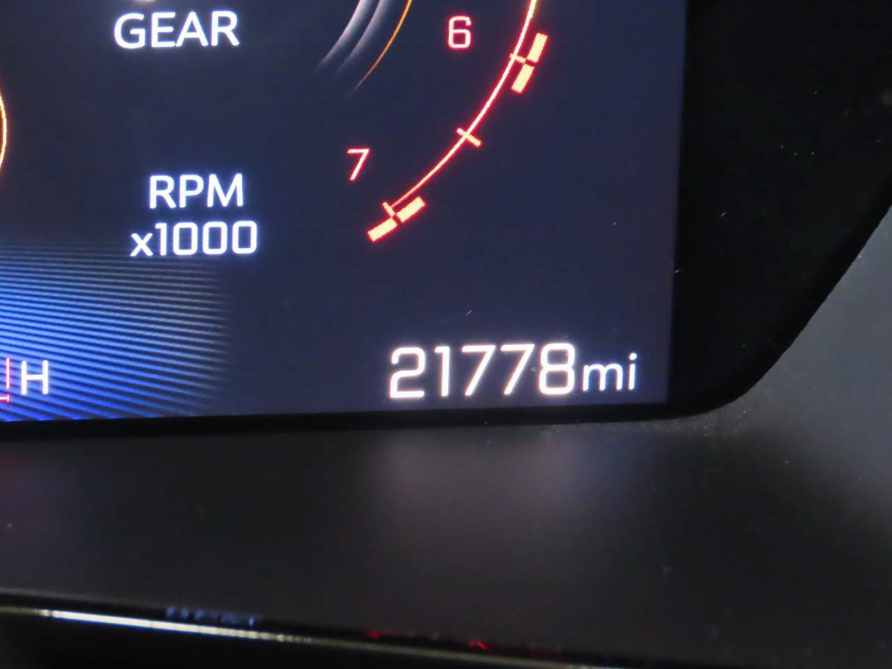 Used 2024 Chevrolet Colorado Z71 w/ Z71 Convenience Package 2 AWD/4WD image 7