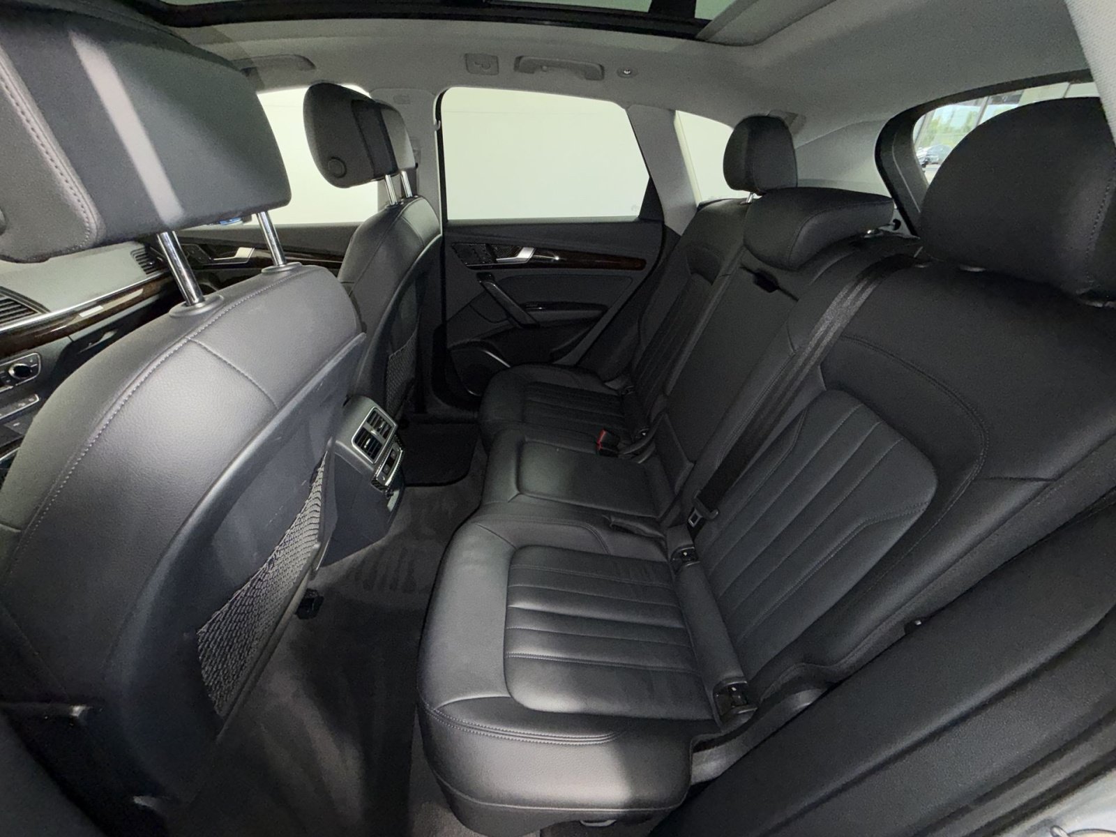 Used 2018 Audi Q5 2.0T Premium Plus w/ Premium Plus Package AWD/4WD image 25
