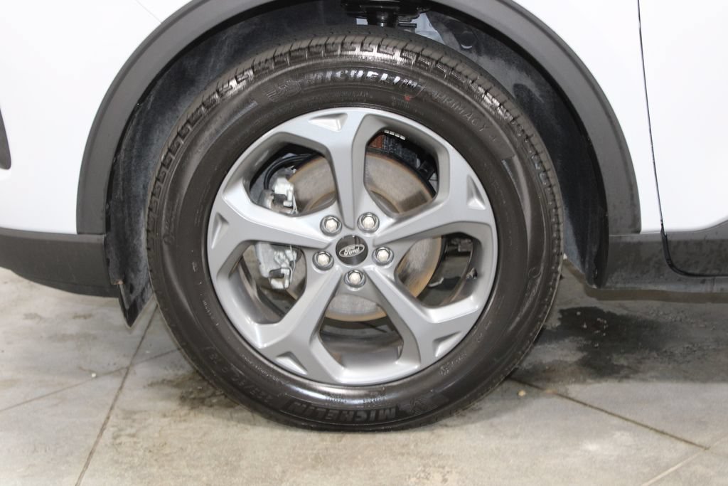 Used 2025 Ford Escape ST-Line Select w/ Class II Trailer Tow Package AWD/4WD image 21