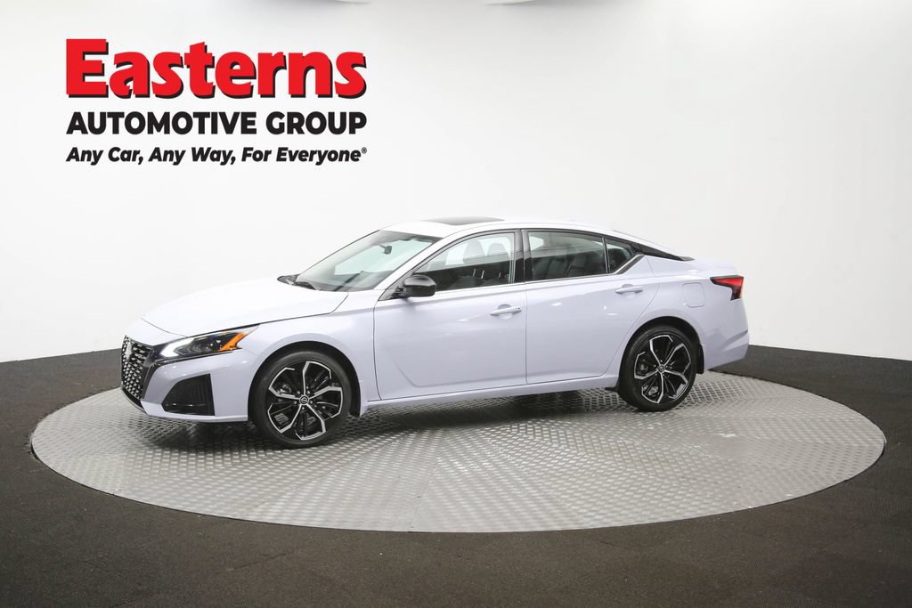 Used 2025 Nissan Altima 2.5 SR w/ SR Premium Package AWD/4WD image 58
