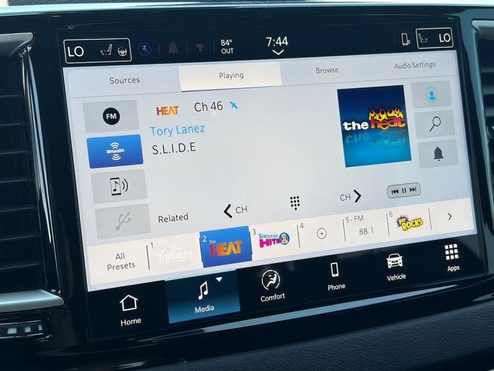New 2026 Chrysler Voyager LX FWD image 22