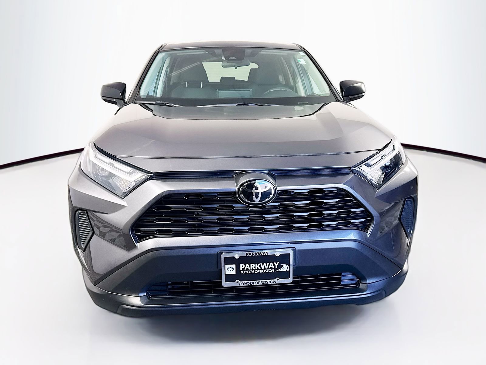 Used 2024 Toyota RAV4 LE AWD/4WD image 2