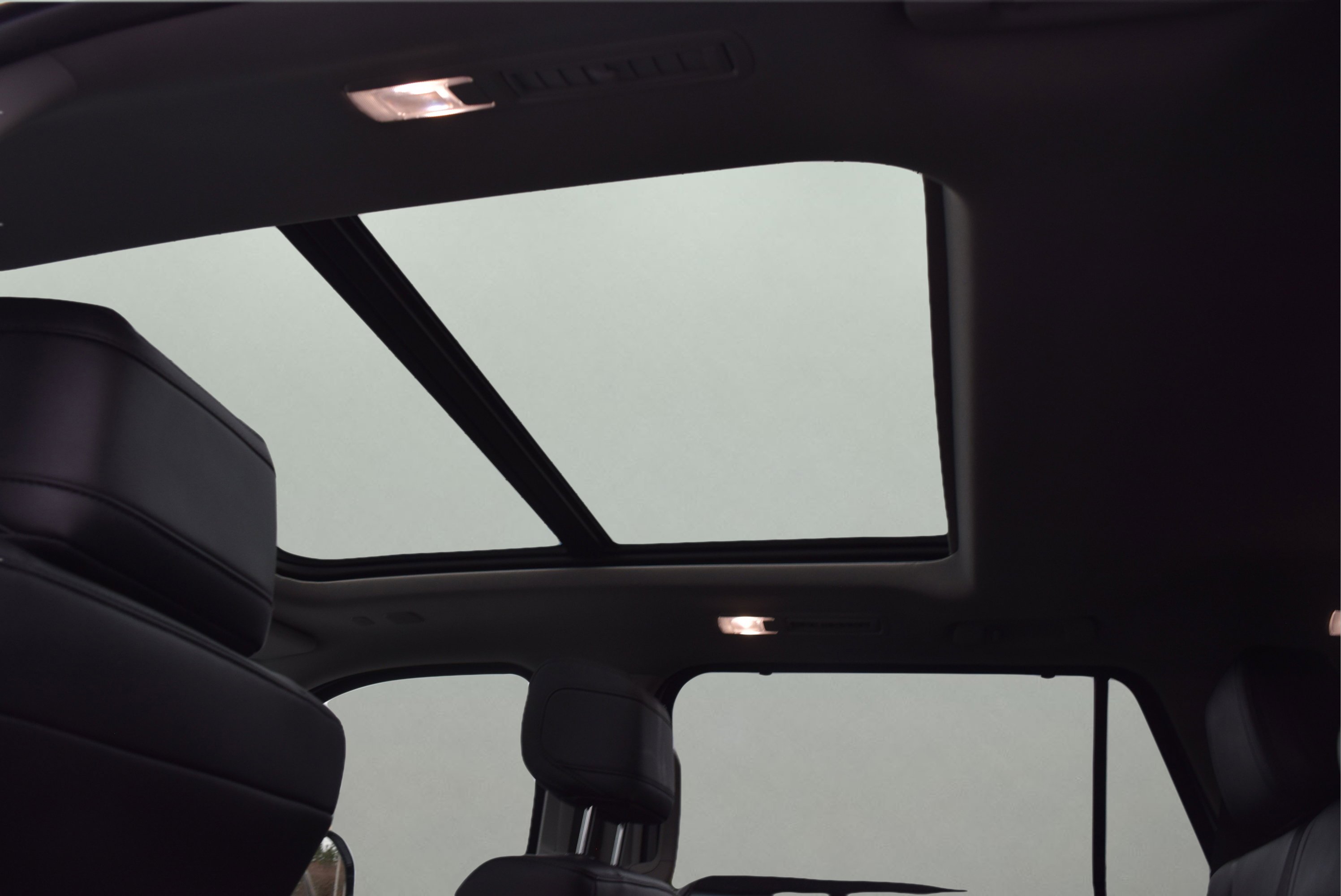 Used 2023 Toyota Sequoia Limited w/ TRD Off-Road Package AWD/4WD image 12