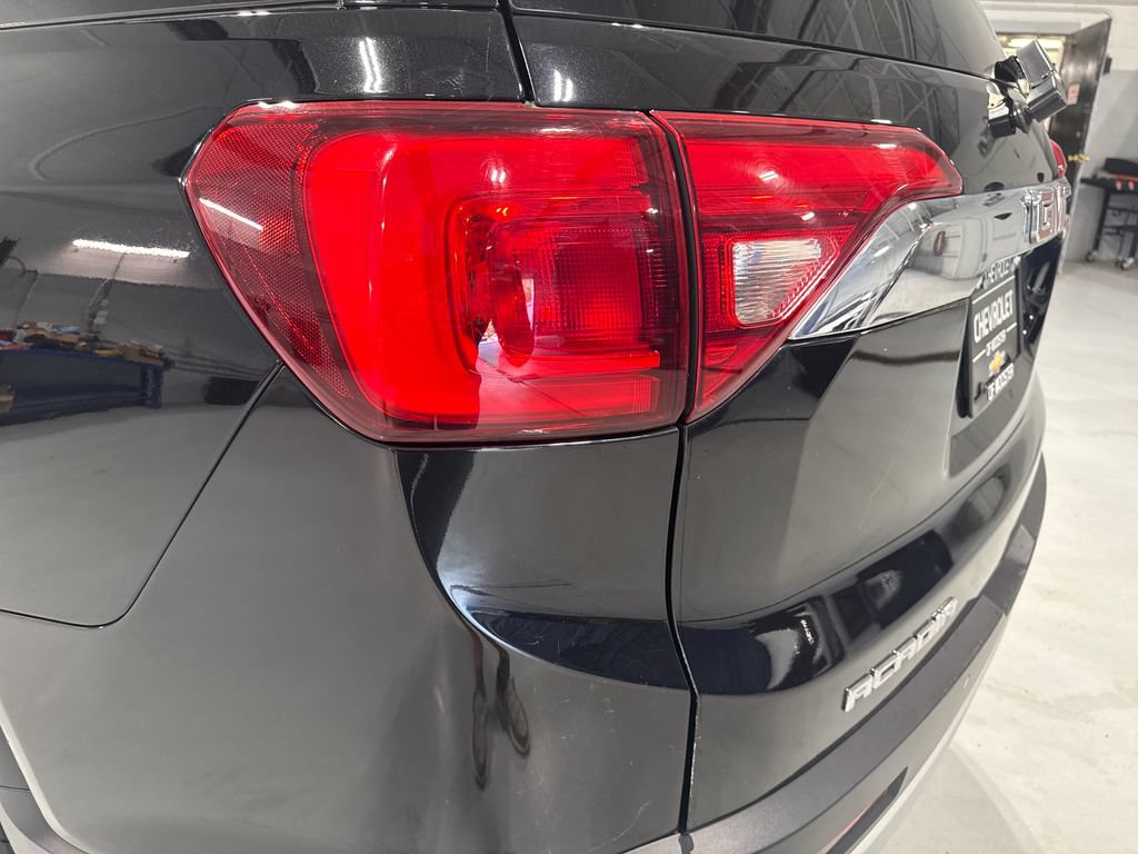 Used 2017 GMC Acadia SLE w/ Driver Alert Package I AWD/4WD image 57