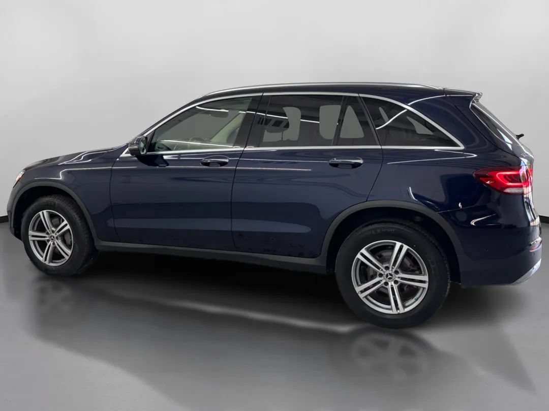 Used 2022 Mercedes-Benz GLC 300 4MATIC image 5