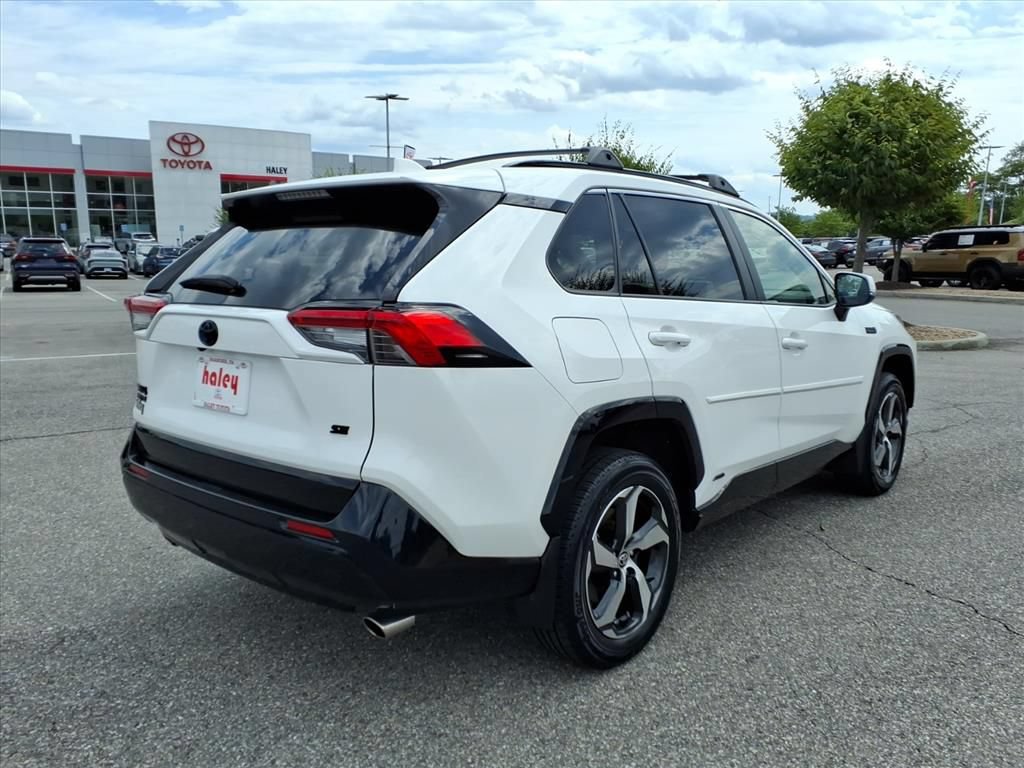 Certified 2023 Toyota RAV4 SE w/ Weather & Moonroof Package AWD/4WD image 4