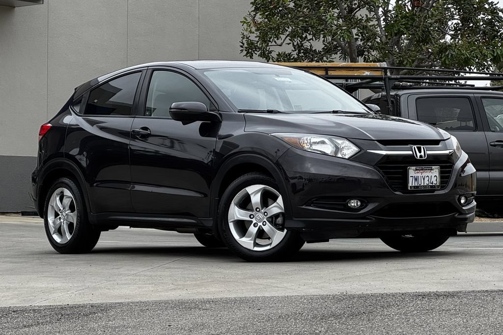 Used 2016 Honda HR-V EX image 2