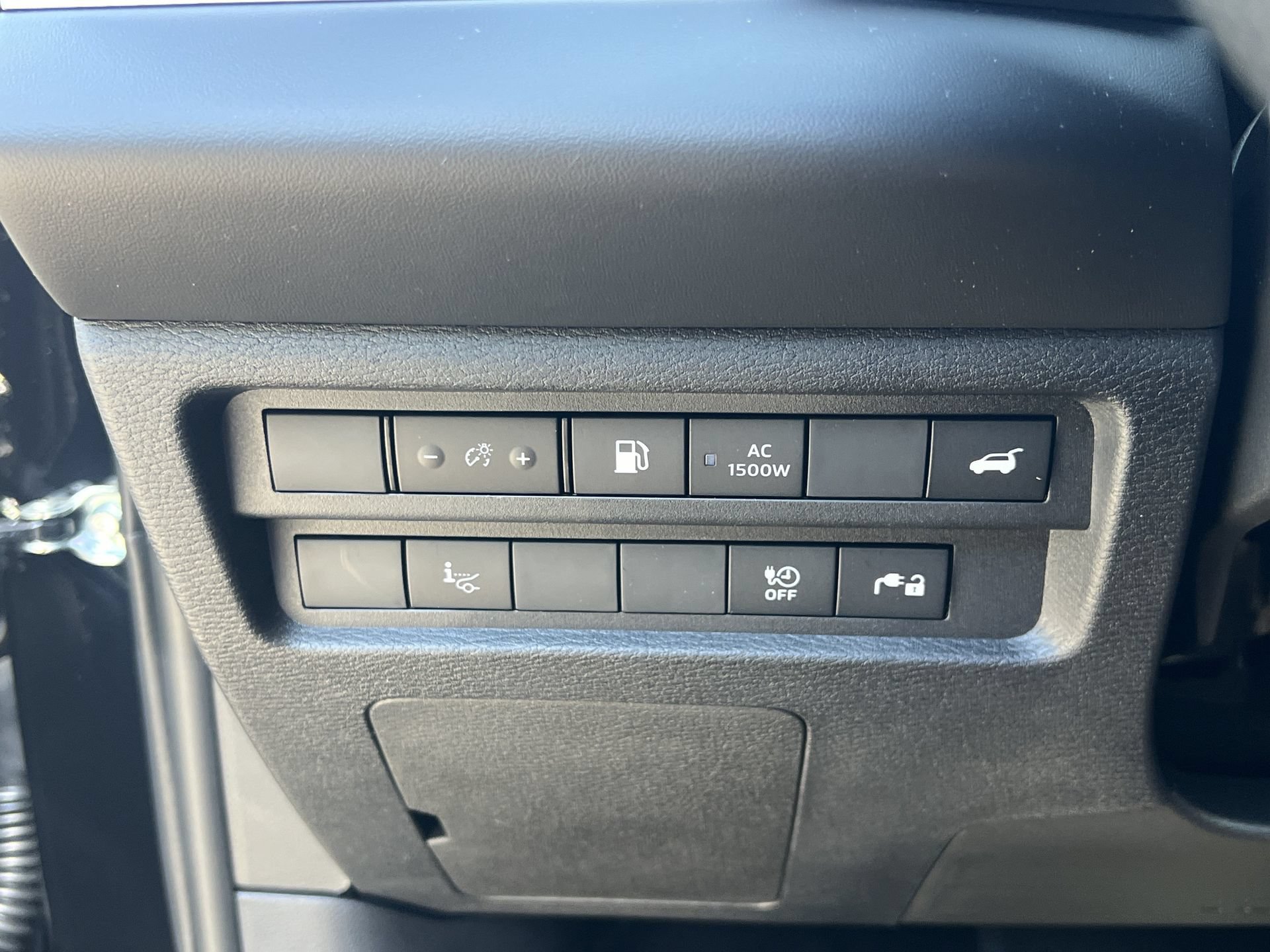 New 2026 Nissan Rogue Platinum AWD/4WD image 12