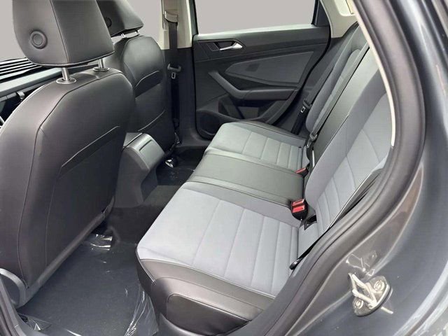 New 2026 Volkswagen Jetta SE image 8