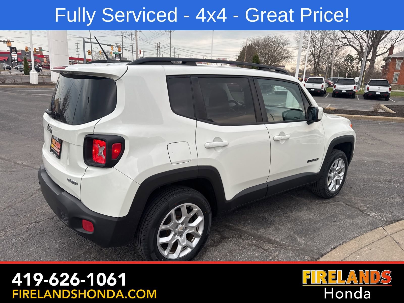 Used 2017 Jeep Renegade Latitude w/ Popular Equipment Group image 5