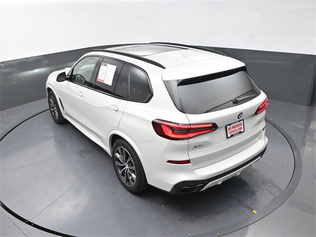 Used 2022 BMW X5 xDrive40i w/ M Sport Package image 23