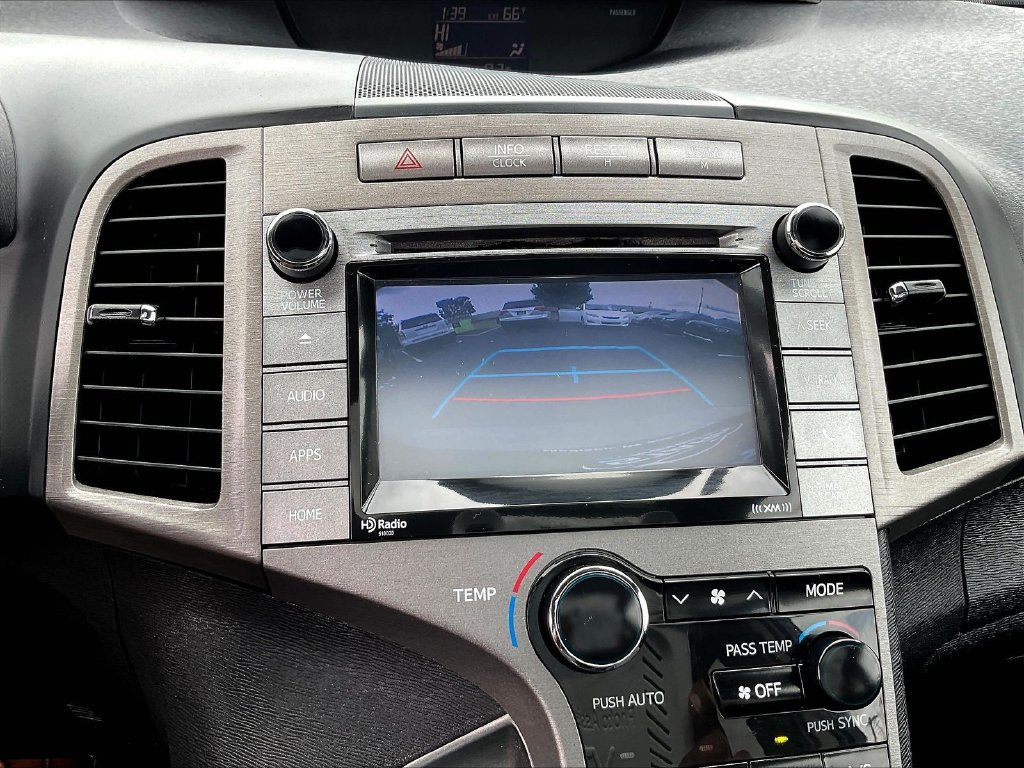 Used 2015 Toyota Venza XLE AWD/4WD image 14
