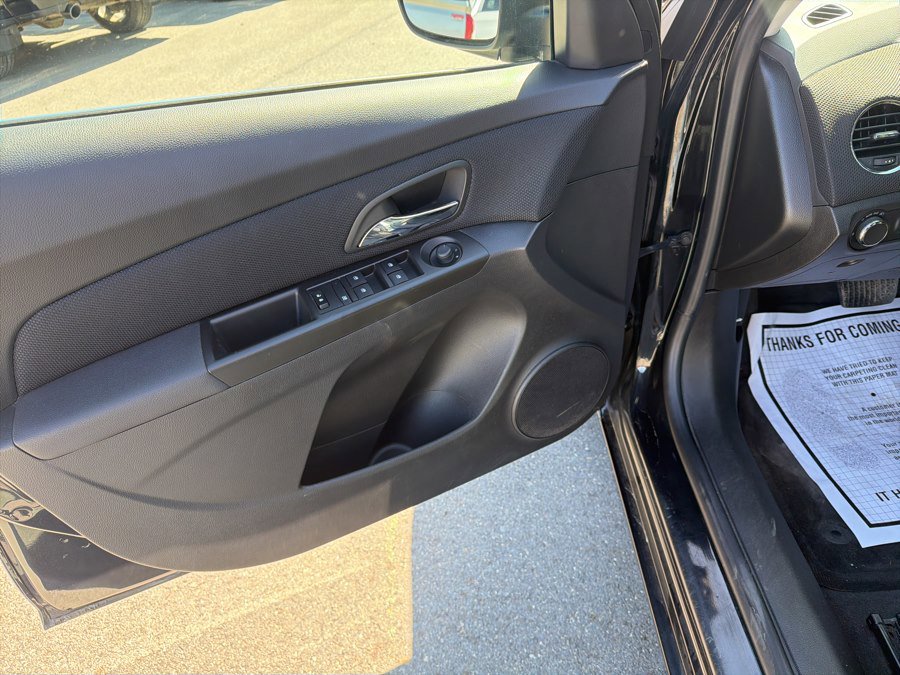 Used 2016 Chevrolet Cruze LTZ FWD image 8