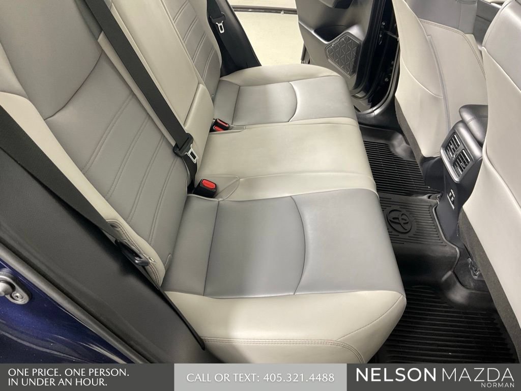 Used 2019 Toyota RAV4 Limited FWD image 30