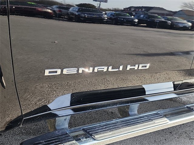 Used 2024 GMC Sierra 2500 Denali w/ Denali Reserve Package image 14