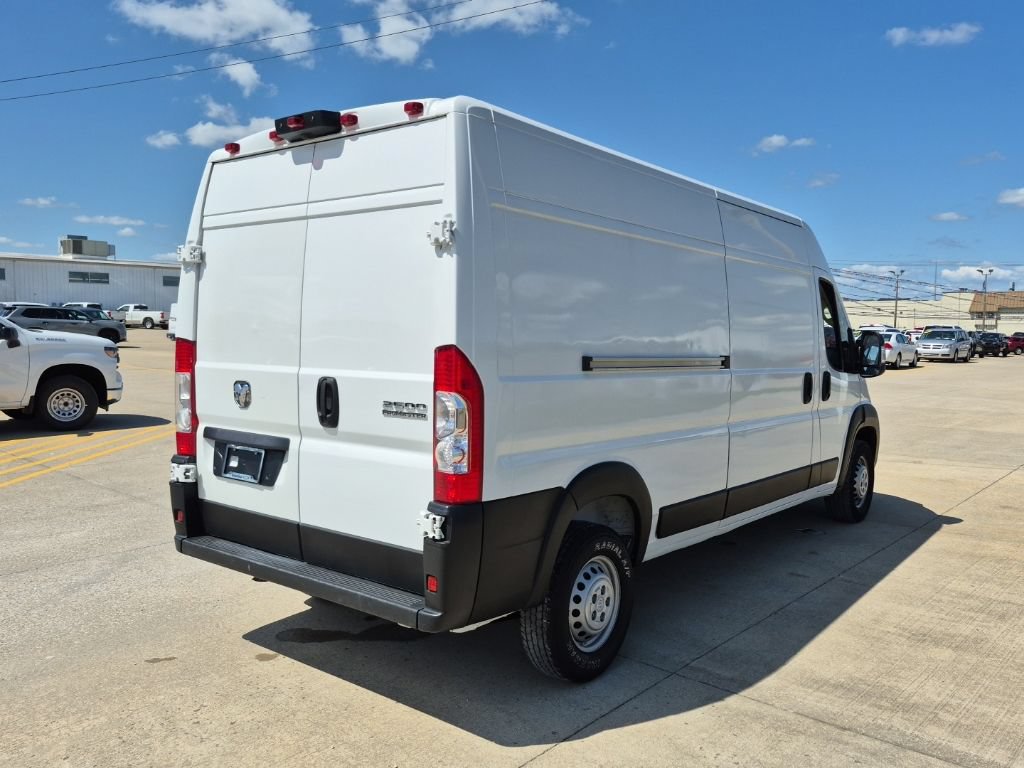 Used 2025 RAM ProMaster 2500 w/ Convenience Group FWD image 21