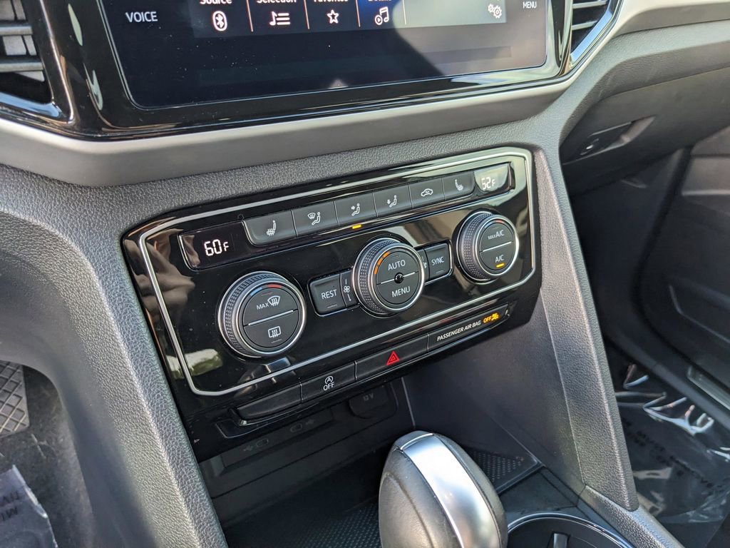 Used 2023 Volkswagen Atlas SE w/ Black Wheel Package FWD image 24