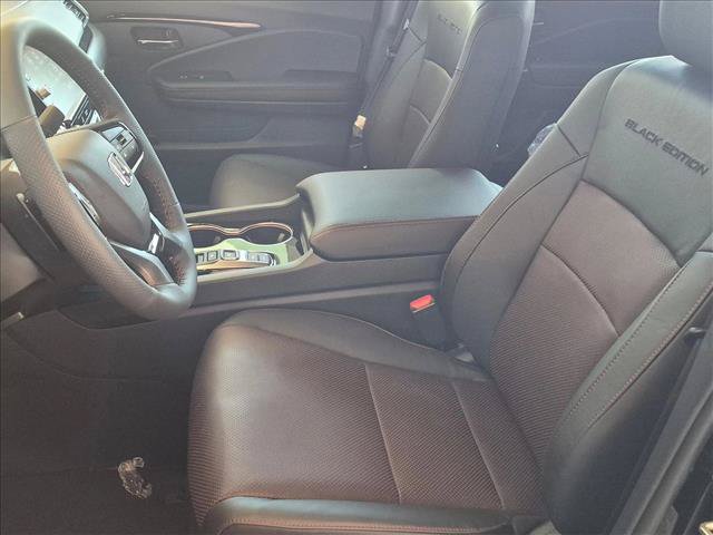 New 2026 Honda Ridgeline Black Edition image 4