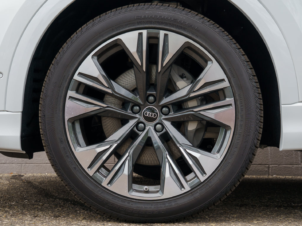 New 2026 Audi Q8 Premium Plus AWD/4WD image 7