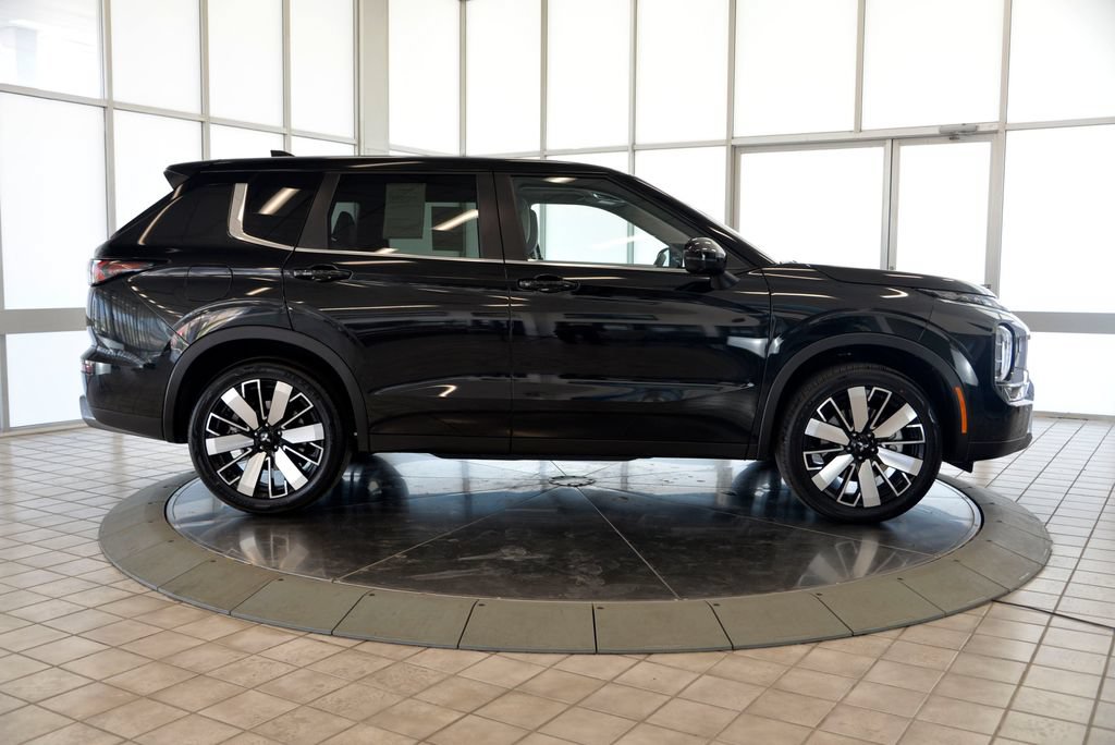 Used 2026 Mitsubishi Outlander SE AWD/4WD image 10