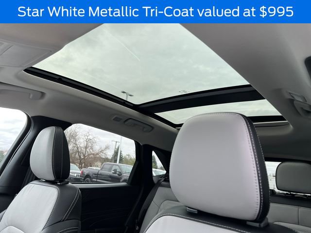 New 2024 Ford Escape SE w/ PHEV Premium Package image 9